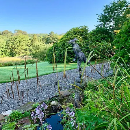 乡村民宿 Haile Hall - With Hot Tub - Private Wing With 4 Huge Ensuite Bedrooms In Historic Country House Only 14 Miles From Scafell Pike - Wast Water Lake - Featuring In Countrylife *