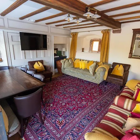 乡村民宿 Haile Hall - With Hot Tub - Private Wing With 4 Huge Ensuite Bedrooms In Historic Country House Only 14 Miles From Scafell Pike - Wast Water Lake - Featuring In Countrylife *