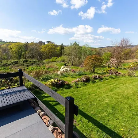 乡村民宿 Haile Hall - With Hot Tub - Private Wing With 4 Huge Ensuite Bedrooms In Historic Country House Only 14 Miles From Scafell Pike - Wast Water Lake - Featuring In Countrylife *