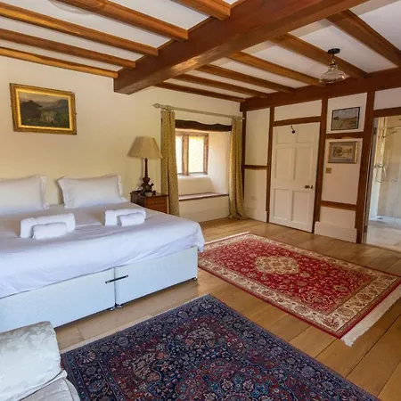 Haile Hall - With Hot Tub - Private Wing With 4 Huge Ensuite Bedrooms In Historic Country House Only 14 Miles From Scafell Pike - Wast Water Lake - Featuring In Countrylife *