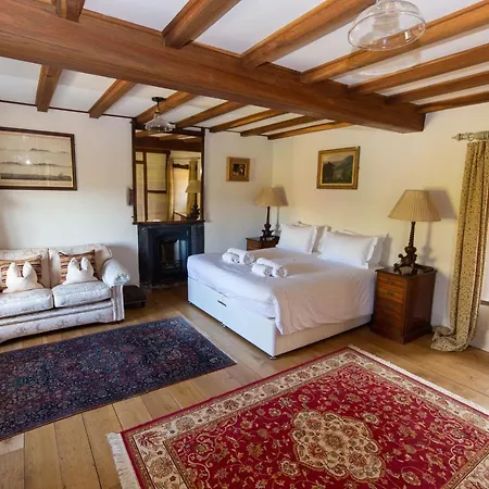 Haile Hall - With Hot Tub - Private Wing With 4 Huge Ensuite Bedrooms In Historic Country House Only 14 Miles From Scafell Pike - Wast Water Lake - Featuring In Countrylife 乡村民宿
