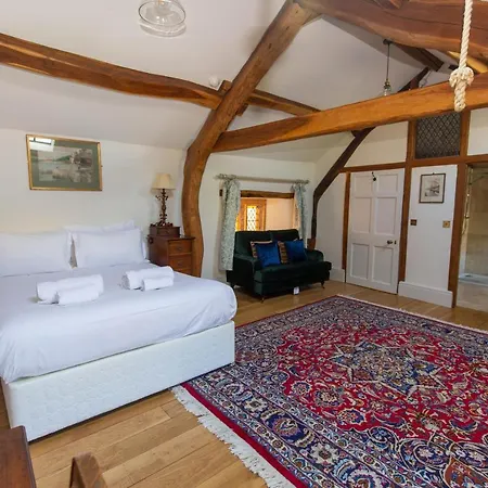 Gospodarstwo wiejskie Haile Hall - With Hot Tub - Private Wing With 4 Huge Ensuite Bedrooms In Historic Country House Only 14 Miles From Scafell Pike - Wast Water Lake - Featuring In Countrylife